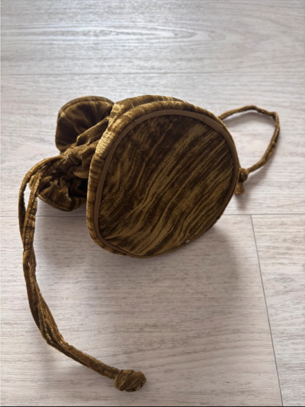 NWOT Sezane velvet clutch bag green olive - Picture 3 of 5